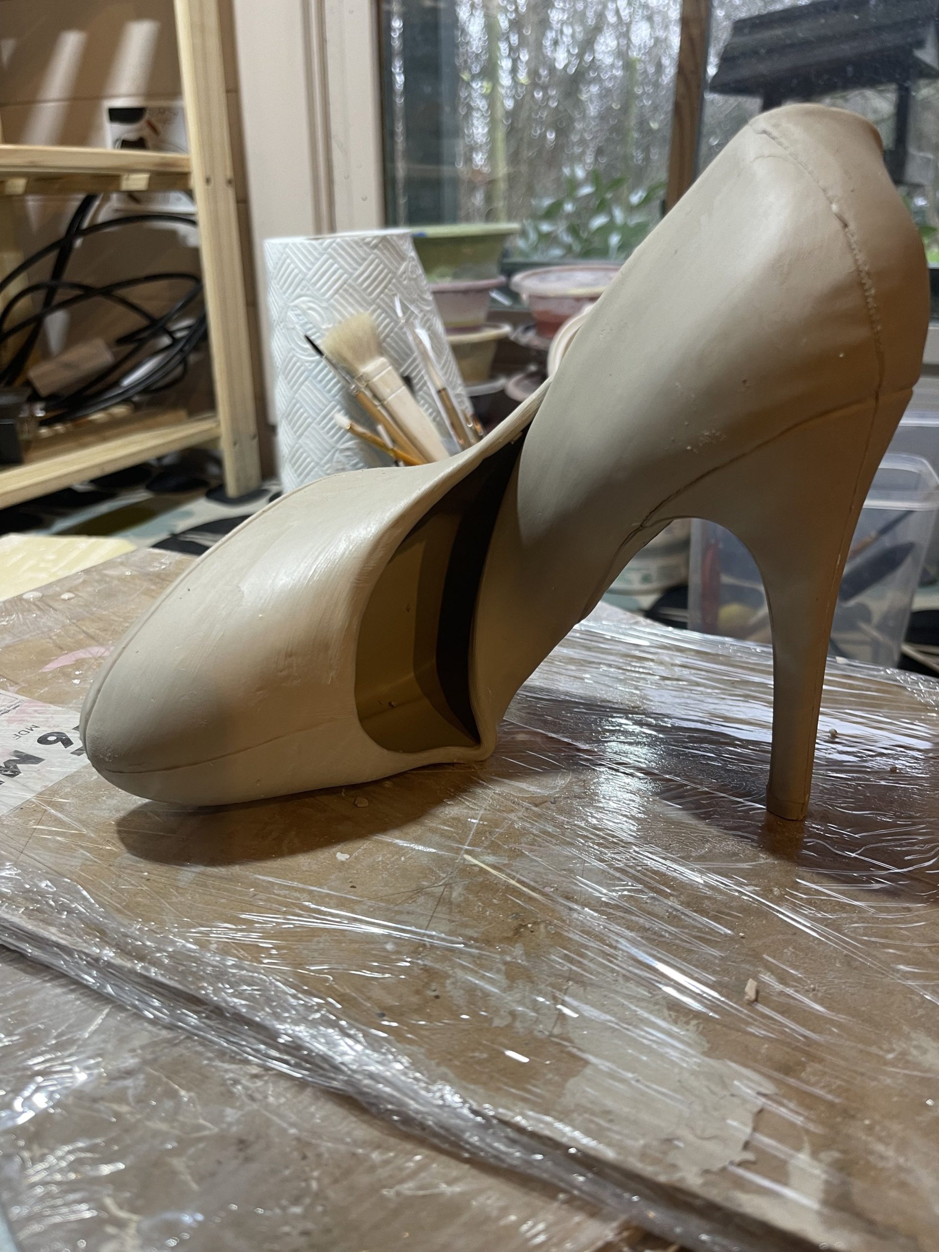  Trying to bend the shoe into different forms 