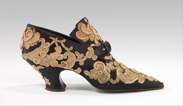  A pair of mules by Pietro Yantorny. 