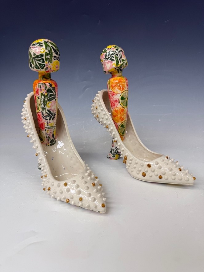 Heel and Power: Reclaiming the Object